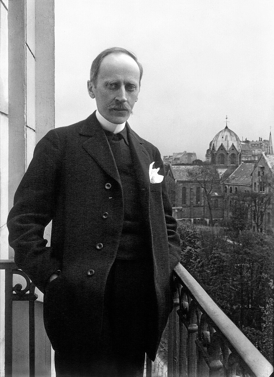 Romain Rolland de face au balcon, Meurisse, 1914 retouche