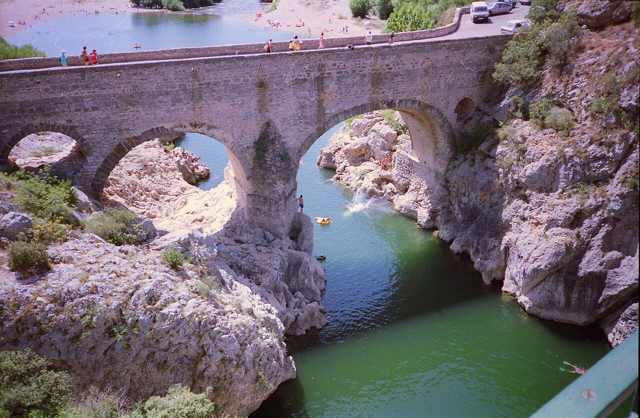 Devils Bridge (Pont du Diable)
