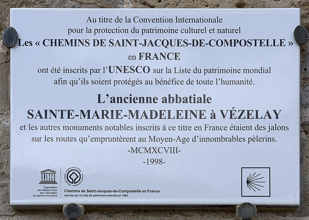 Alain Lequien – Plaque Chemins Saint Jacques Compostelle France Patrimoine UNESCO Basilique Sain