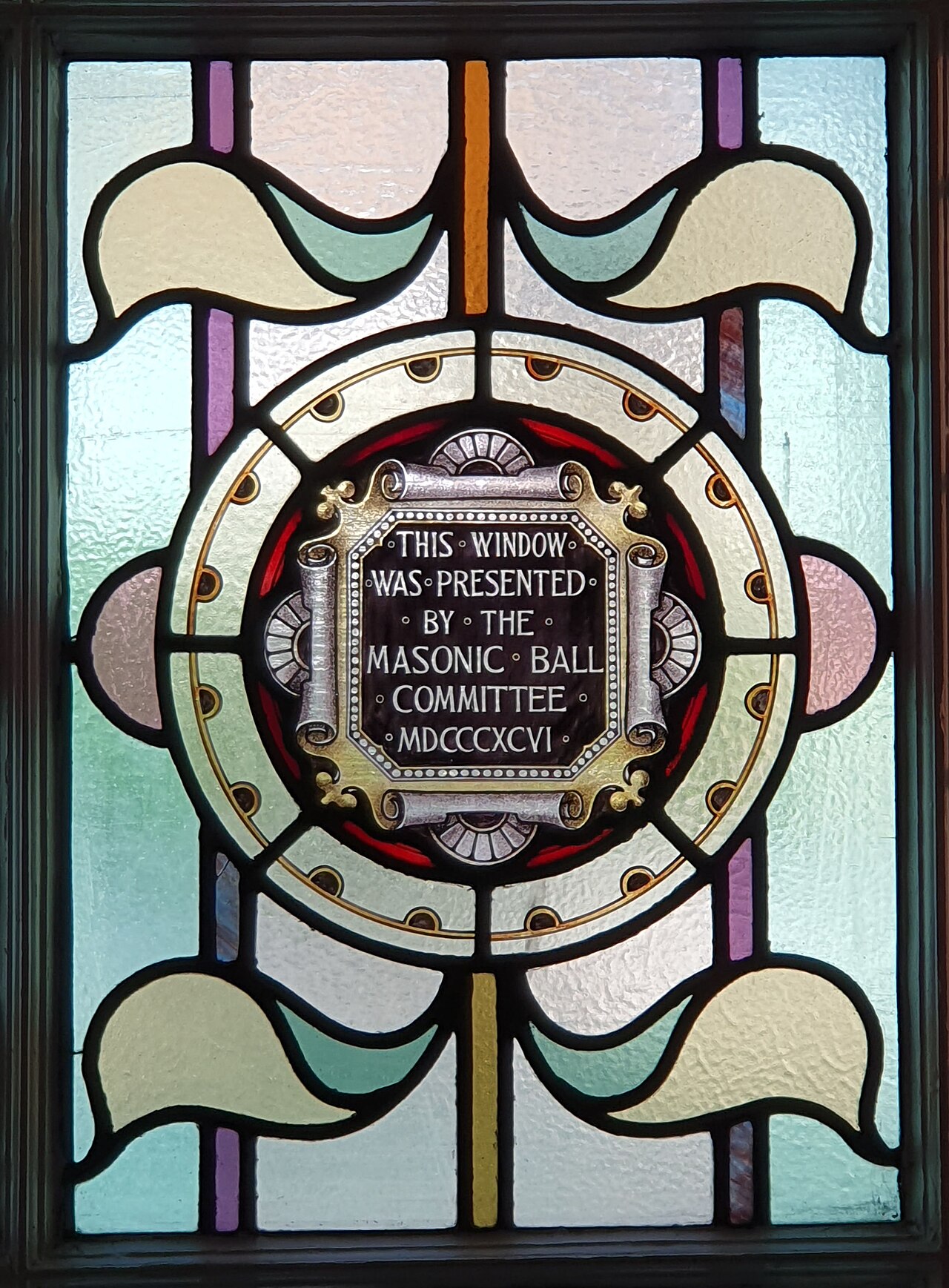 Cotisation en franc-maçonnerie – Stained glass panel, Lodge Room, Princes Hall Masonic Temple, Penzance, Cornwall - June 20