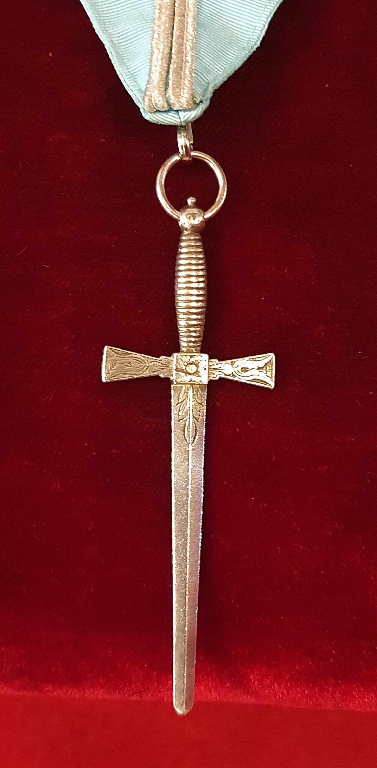 Couvreur en franc-maçonnerie – Sword (Tyler) collar jewel, Liskeard Masonic Hall, Cornwall - September 2026