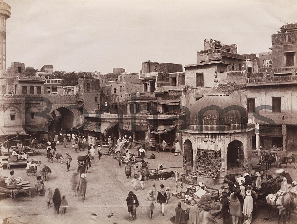 Départ de Rudyard Kipling de sa loge mère de Lahore, 1889