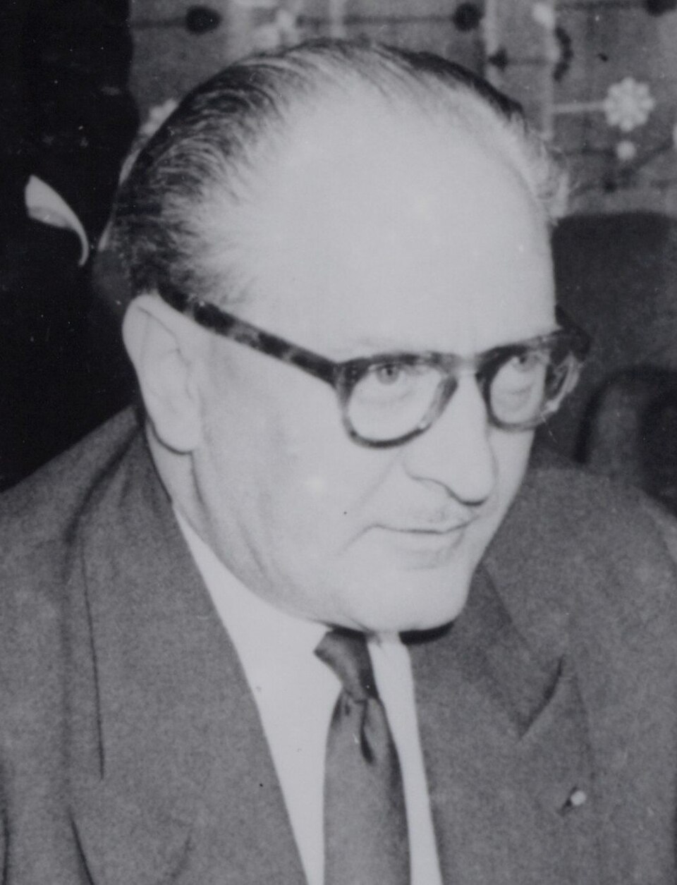 Guy Mollet – portrait