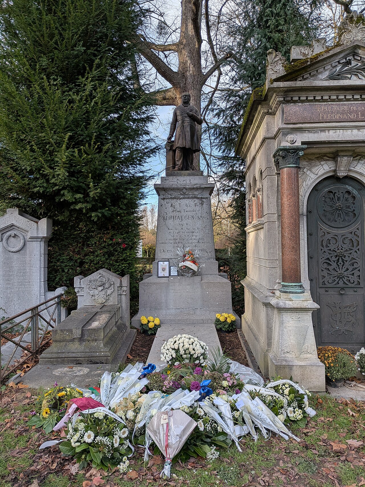 Luc Nefontaine – Grave of Pierre-Théodore Verhaegen (Brussels Cemetery, section 13).01