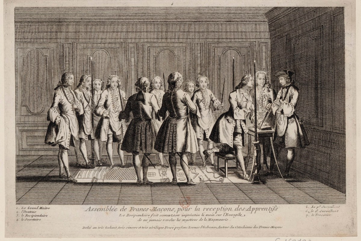 Gravure du XVIIIe siècle montrant une assemblée de francs-maçons lors de la réception des apprentis