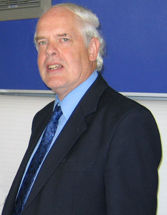 Robert Lomas, écrivain et universitaire britannique