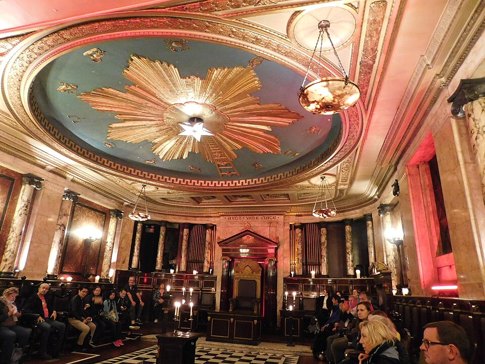 Temple grec du Great Eastern Hotel, Londres